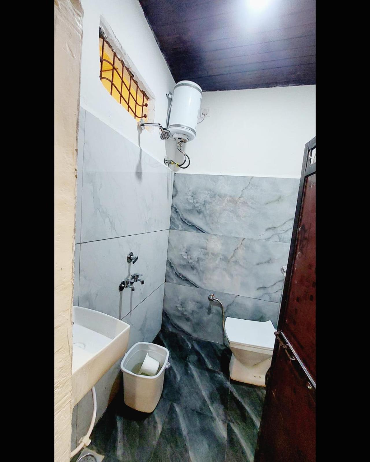 Hotel Om Palace Ujjain Luaran gambar